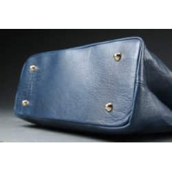 Misbrug excitation Idol Vintage: Italiensk Moretti Skindtaske i blåt skind - Luksus og brand  Vintage tasker - Læderprojektet