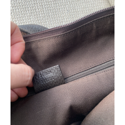 Velholdt Gucci taske i brunt logo stof og lder