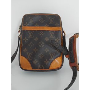 Louis Vuitton model Danube