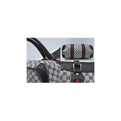 Gucci Sherry Line Boston taske i logo stof og bl�t l�der.