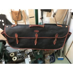 gte Mulberry sporttaske samt hndlavet etui til ketcher! Unikt!