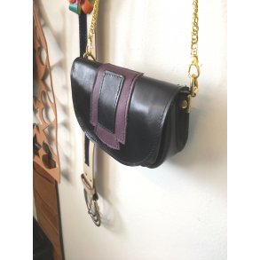 B�ltetaske i sort Kalveskind