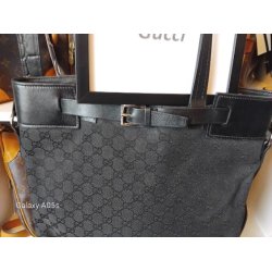 Velholdt Gucci Vintage taske i sort kalveskind og logo stof.