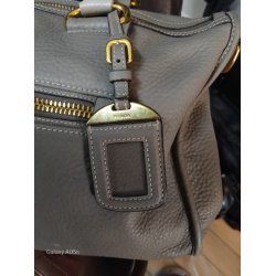 Prada taske i grt kalveskind.