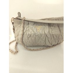 Prada Vintage taske i lkkert bldt beige lammeskind