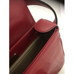 Er craft dannelse Etienne Aigner Vintage skulder taske i smukt rødt kalveskind; super  velholdt - Luksus og brand Vintage tasker - Læderprojektet