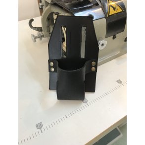 Etui i lder til mlebnd