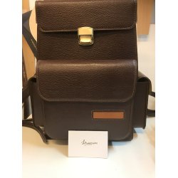 Hndlavet og hndsyet taske i skind. Unikt hndvrk