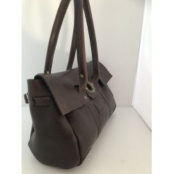 Ldertaske i eget design.