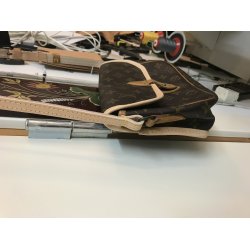 Istandsat gte Louis Vuitton taske