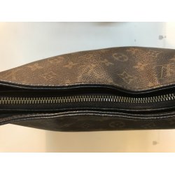 Renoveret Louis Vuitton model Loop. 