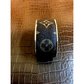 Hndlavet upcycled Bjle armbnd i gte Louis Vuitton Monogram Canvas