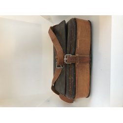 Renoveret gte Louis Vuitton model Cartesier