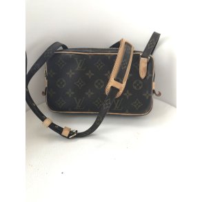 Vintage louis Vuitton Monogram Marly Bandoulerie