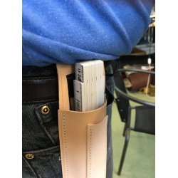 Etui i kernelder til hndvrkere; f.ex. Tommestok etc.