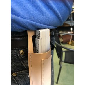 Etui i kernelder til hndvrkere; f.ex. Tommestok etc.