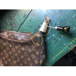 Jeg reparerer rigtig mange Louis Vuitton tasker - and repaired: Brandtasker ! og til Vuitton tasker - Læderprojektet