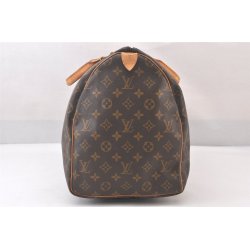 Louis Vuitton model keepall 50
