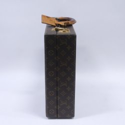 Louis Vuitton Attachemappe model Classeuer