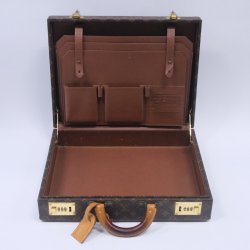 Louis Vuitton Attachemappe model Classeuer