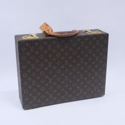 Louis Vuitton Attachemappe model Classeuer