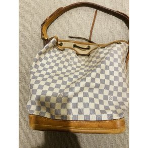 Velholdt louis vuitton model Noe i Stof med lder bestning