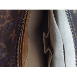 �gte louis Vuitton model Luco renoveret med nye hanke.