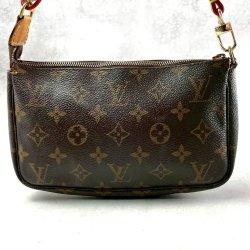 Louis Vuitton Pochette med ny rem.