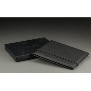 Prada Vintage Tablet Cover i sort Saffiano Lder