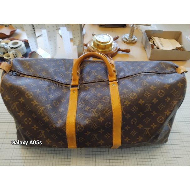 Louis Vuitton Keepall model 55 Us�dvanelig velholdt