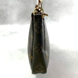 Louis Vuitton Pochette med ny rem.