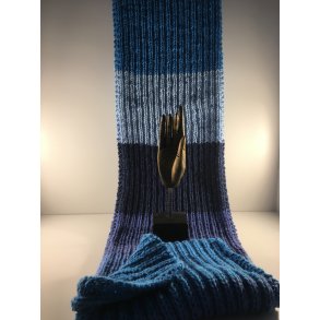 Halstrklde med bl striber