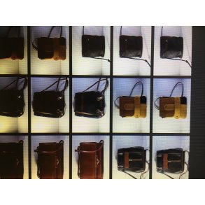 Billede 6 : Billeder af mine Vintage tasker taget p skrmen.