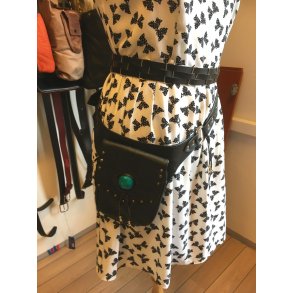 B�ltetaske i sort l�der