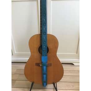 Guitar rem i bl PU. med lder.