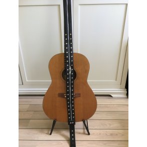 H�ndlavet Guitar rem. Et unika produkt.