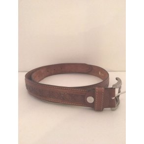 Vintage Blte i brunt lder med prg. lgd. 110 cm.