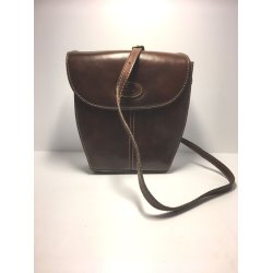 Trekantet Vintage taske i kraftigt brunt kalveskind med en smuk patina.