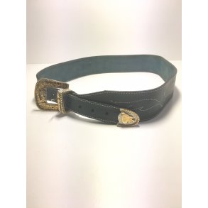 Smukt Vintage blte i dueblt med dekor syninger. 