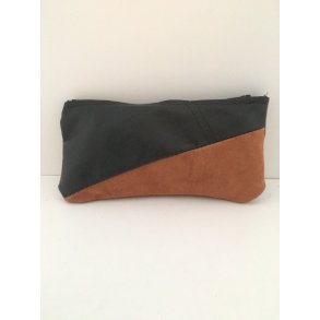 Pibe etui i tofarvet skind