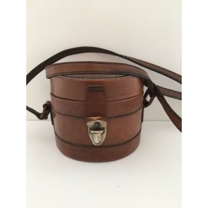 Rund Vintage taske i lder med skulderrem. 